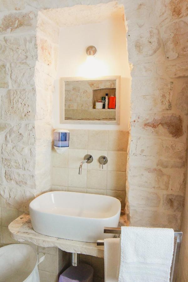 Trulli Borgo Lamie Villa โลโกโรตอนโด ภายนอก รูปภาพ