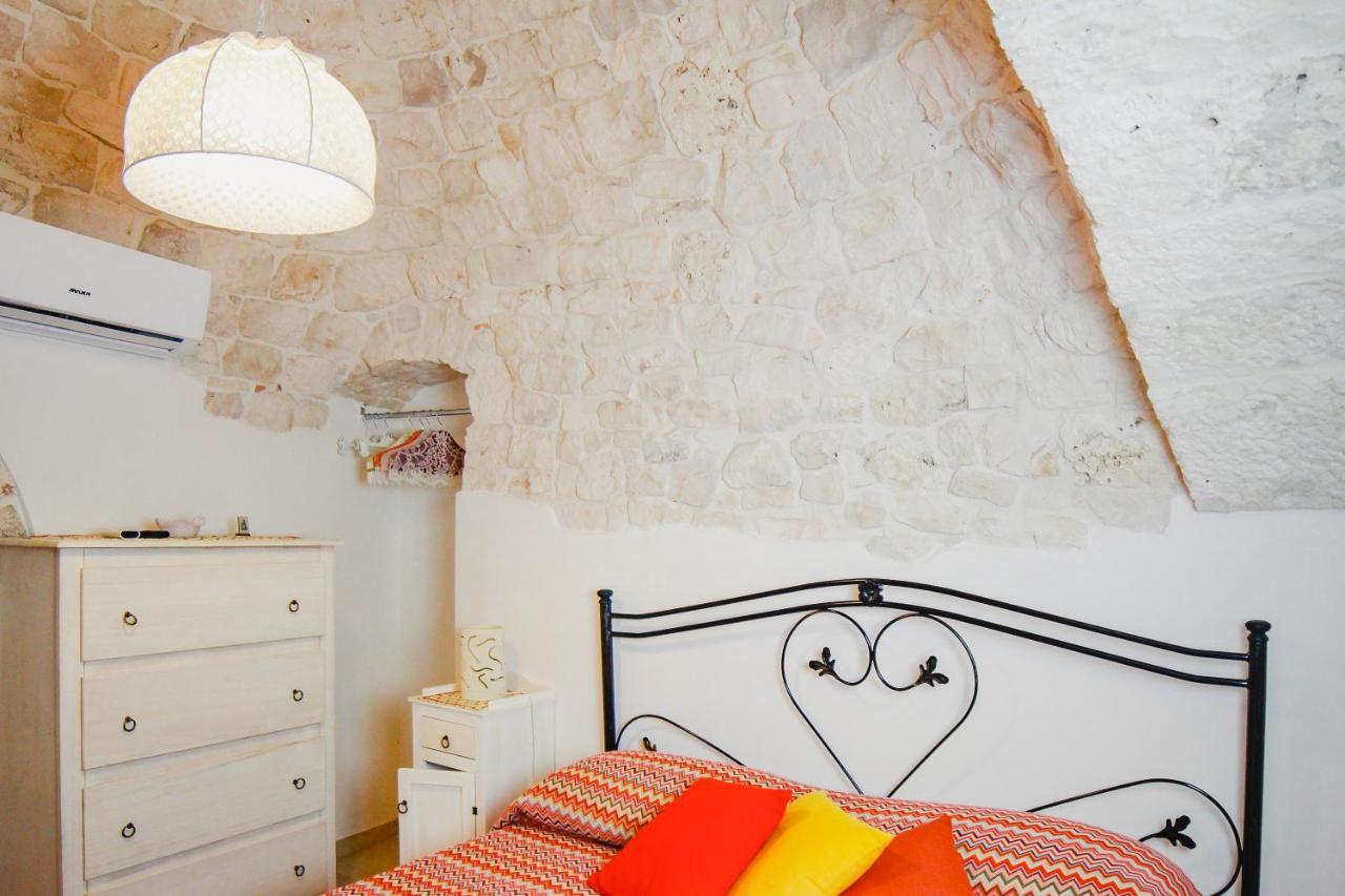 Trulli Borgo Lamie Villa โลโกโรตอนโด ภายนอก รูปภาพ